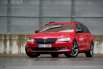 Škoda Superb Combi 2.0 TDI DSG 4x4 Sportline – nejlepší škodovka