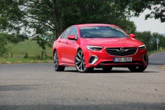 Opel Insignia GSi 2.0 CDTI 8A 4x4 – manažerský rychlík