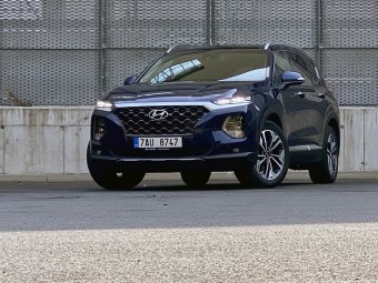 Hyundai Santa Fe 2.2 CRDi – dálniční křižník pro sedm