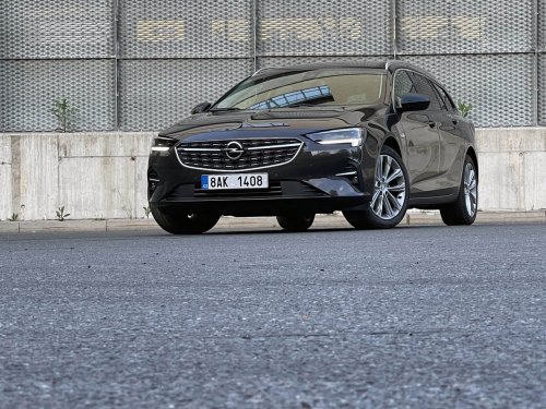 Opel Insignia Sports Tourer 2.0 CDTI AT8 – stará láska nerezaví