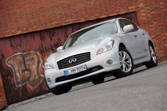 Super Hybrid - Infiniti M35h (TEST)