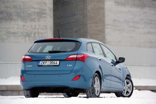 Hyundai i30 kombi 1.6 GDI - benzinové uvažování (TEST)
