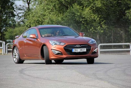 Znamenitá posila - Hyundai Genesis Coupé 3.8 V6 (TEST)