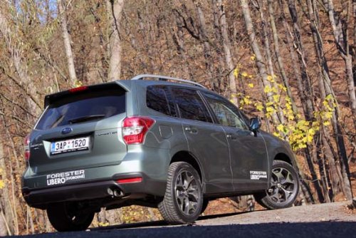 Subaru Forester 2.0i - benzin na míru (TEST)