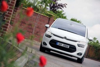 Citroen C4 Picasso 1.6 THP - když dva dělají totéž (TEST)