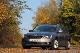 Zelená úsporám Škoda Superb Combi 1.6 TDI Greenline (TEST)