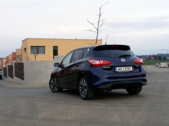 Nissan Pulsar 1.5 dCi - kladivo na německé hatchbacky? (TEST)