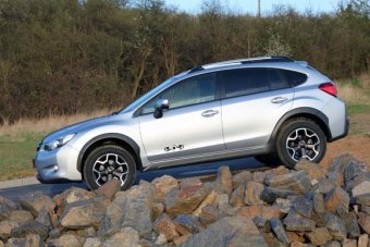 Subaru XV 2.0i XS - všemi čtyřmi pevně na zemi (TEST)