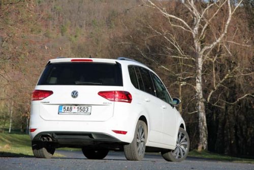 Volkswagen Touran 2.0 TDI - opět větší MPV (TEST)