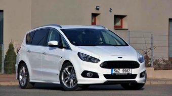 Ford S-Max 2.0 TDCi AWD PowerShift - rodinná mašina pro náročné (TEST)